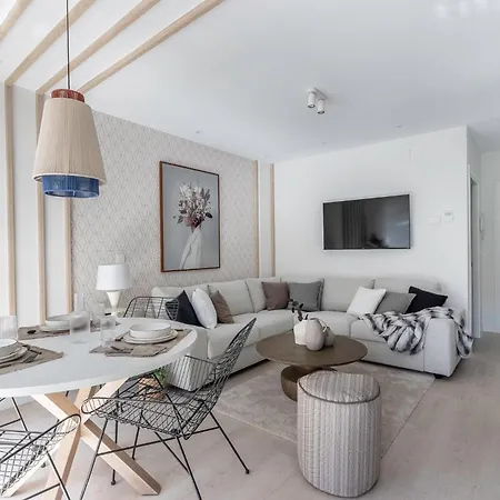Apartment Akomodat En Nuevo Y Precioso En Algorta Con Parking